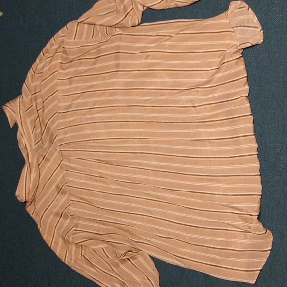 Torrid button down top - Picture 5 of 7